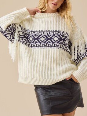 NEW Altar'd State Cozy Fringe Sweater Size XL
